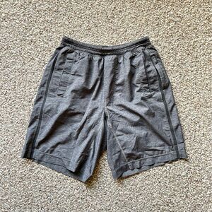 lululemon Pace Breaker 7” Shorts lined